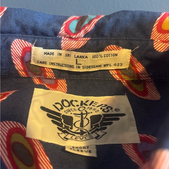 Dockers Men’s Short Sleeve Button Up. Large  100% Cotton.  Funky print! - Picture 4 of 6